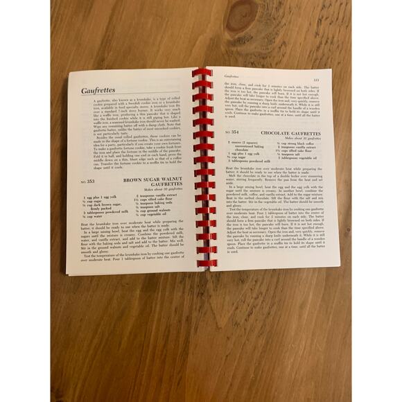 Great Cookies You Can Bake by Lois Hill 1992  Softcover Vtg 365 Fabulous Cookies - Picture 9 of 10